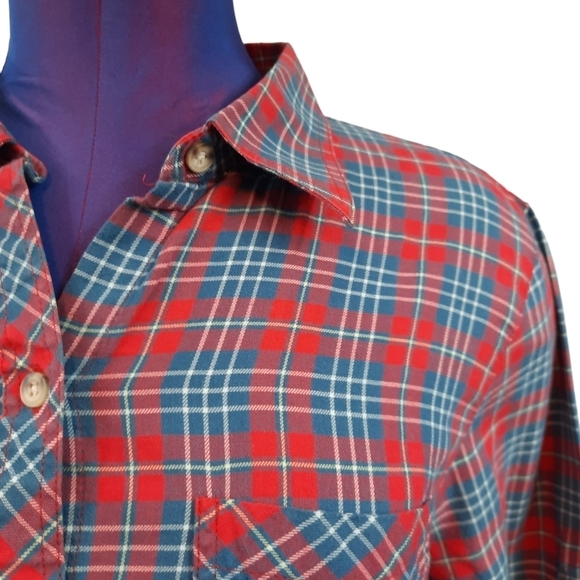 L.L. Bean Red White & Blue Button Down Plaid Roll Tab Sleeve Shirt Size Medium - Picture 2 of 9